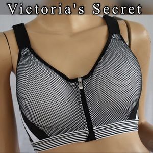 Incredible by Victoria Sport Front-close Sport Bra